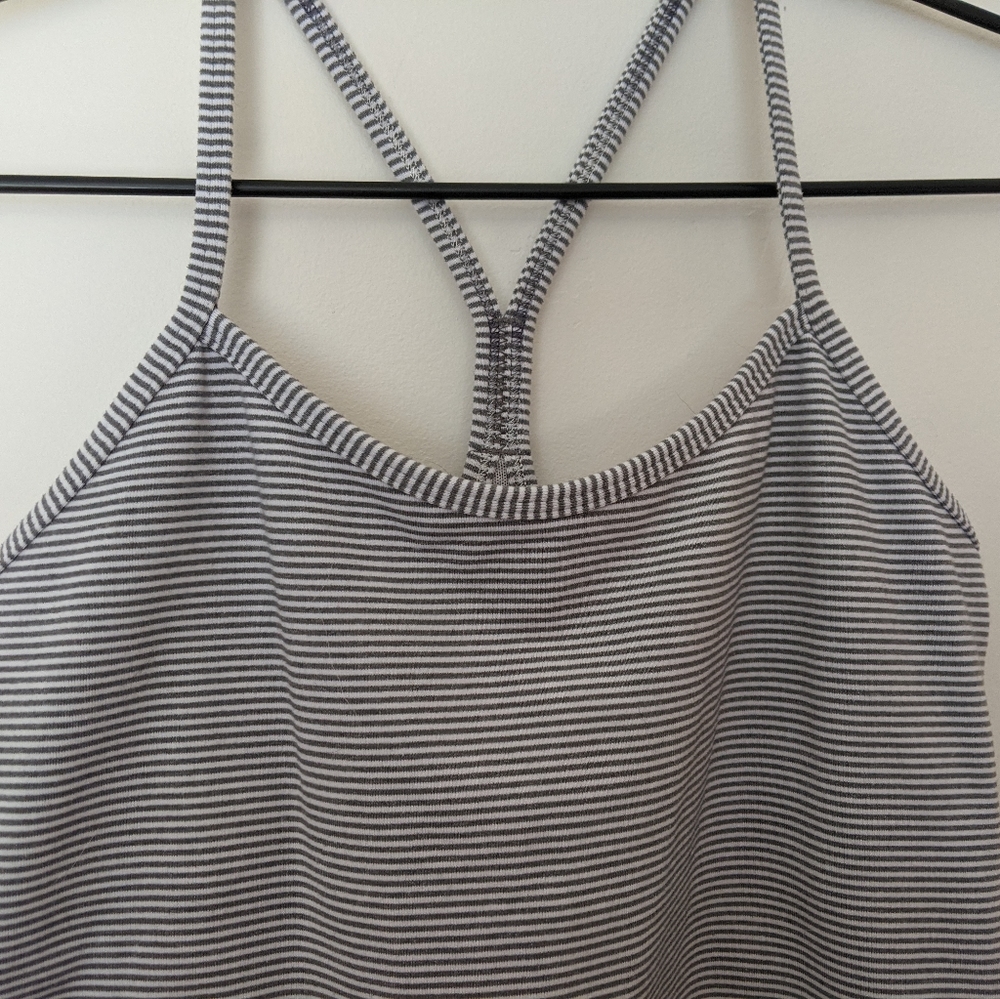 lululemon Power Y Tank - Picture 2 of 6